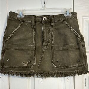 FREE PEOPLE Size 26 Denim Green Cargo Skirt Mini Fringe Utilitarian Distressed